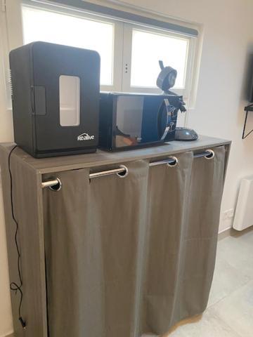 La Petite Parenthese Appartement Morainvilliers Buitenkant foto